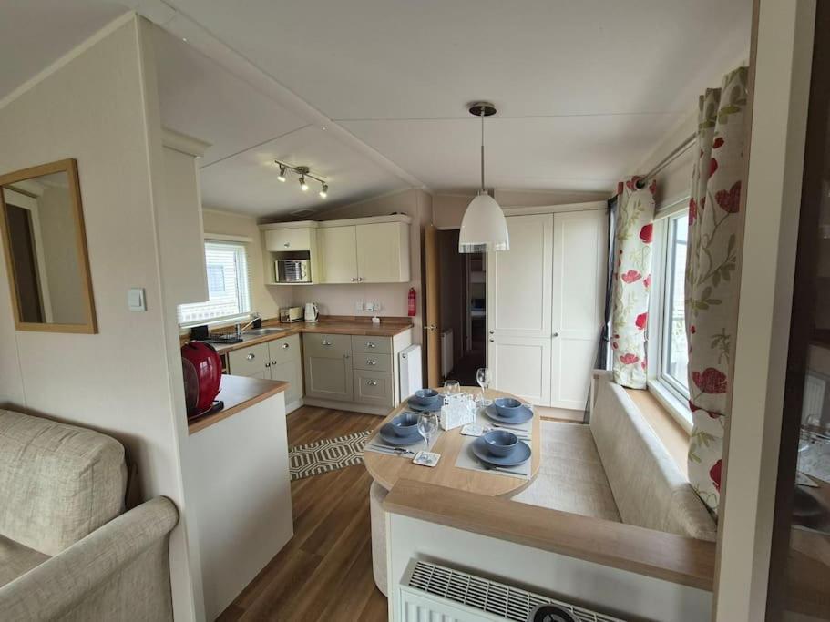 Amazing 2Bedroom Caravan In Lincoln, Tattershall Exterior foto